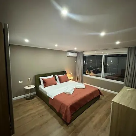 Aaliyas - Apartment *